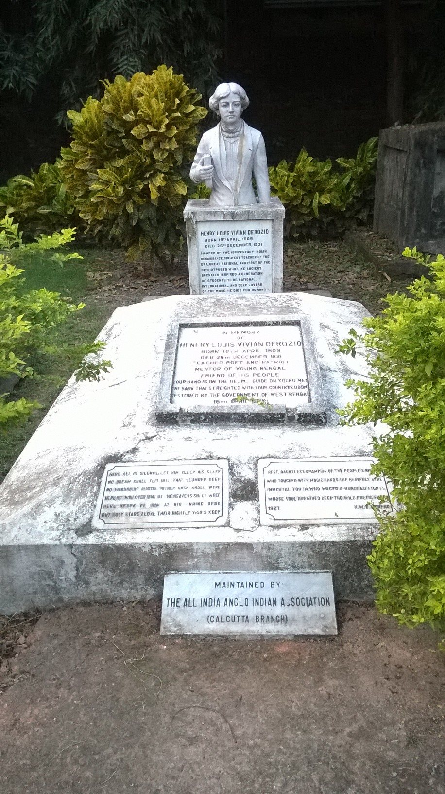 Derozio's Grave